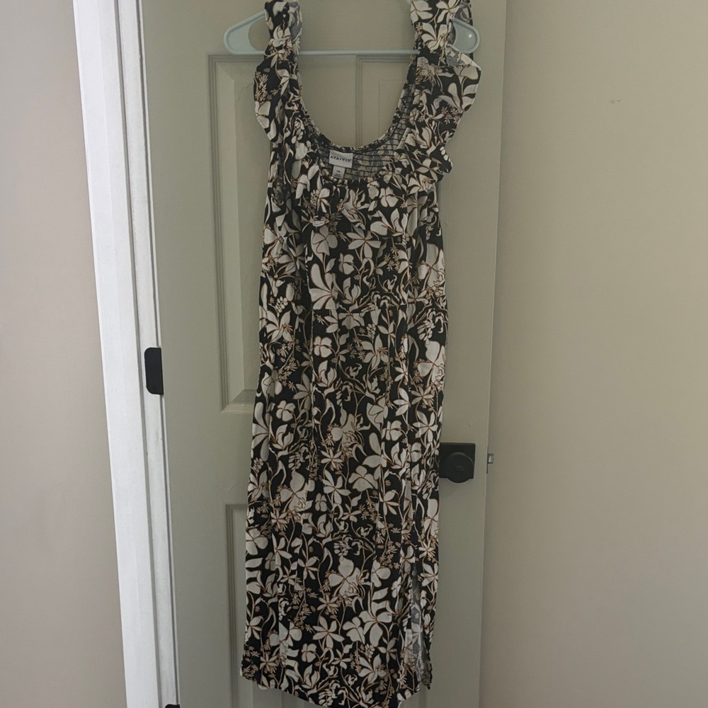 Ava & Viv Black and Cream Floral Ruffled Maxi Dress